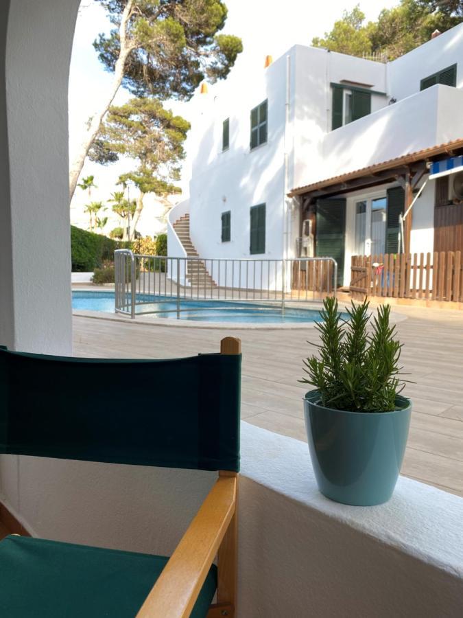 Apartment With Garden And Swimming And Beach Кала-Бланка Екстер'єр фото