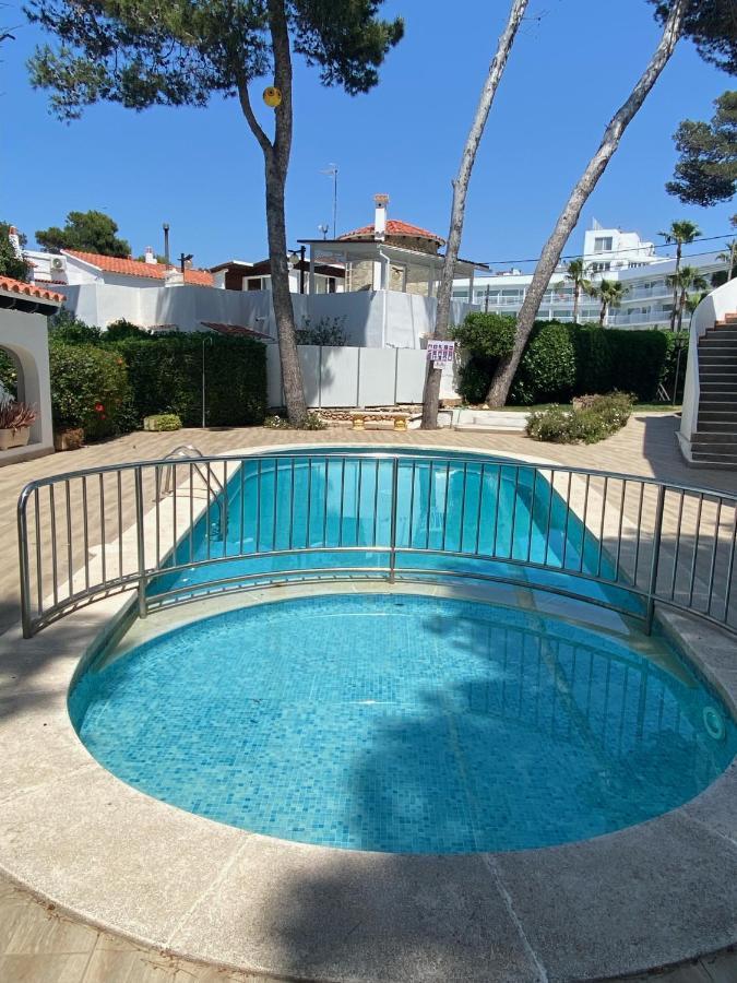 Apartment With Garden And Swimming And Beach Кала-Бланка Екстер'єр фото